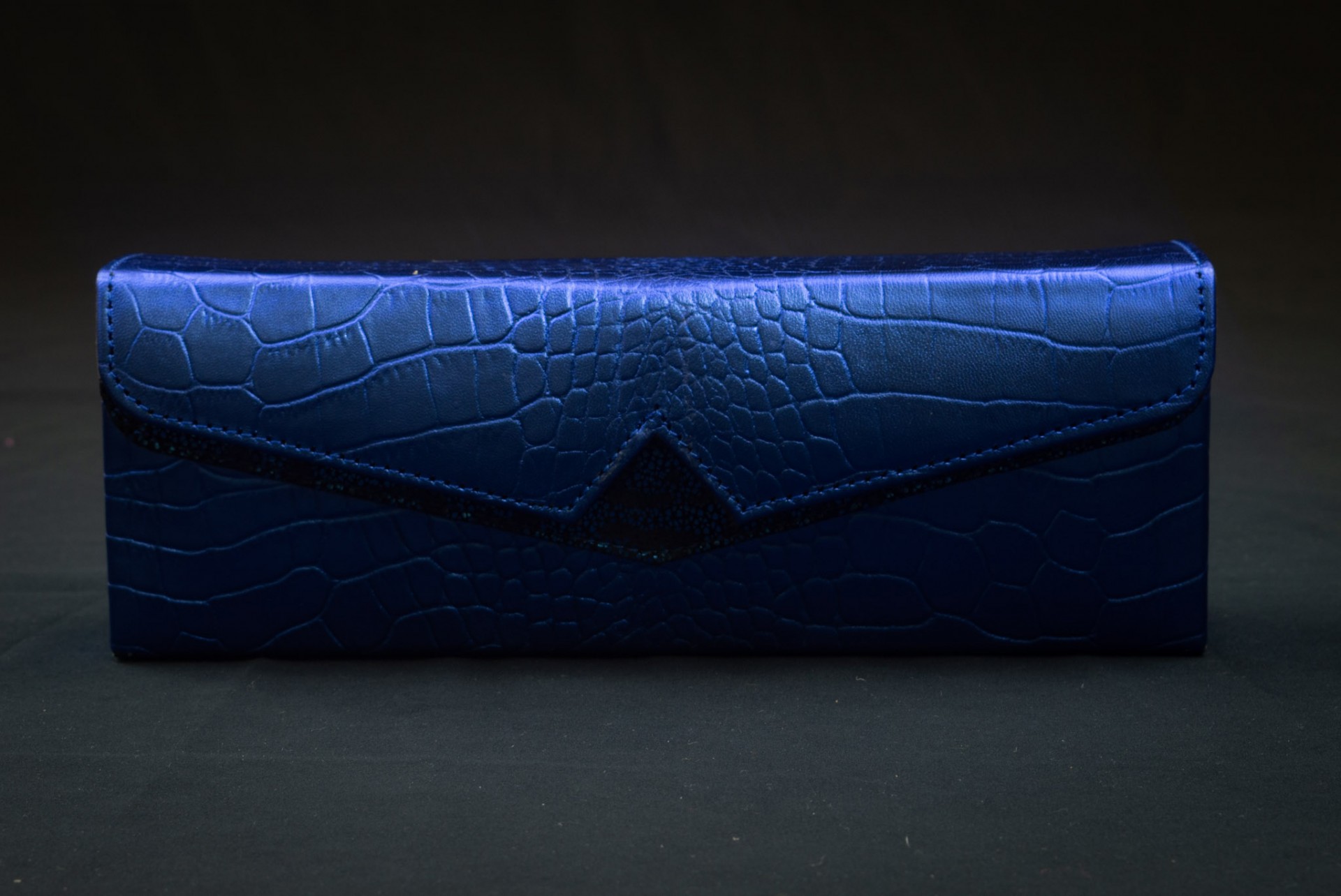 Zashadu - Clutch bag electric blue